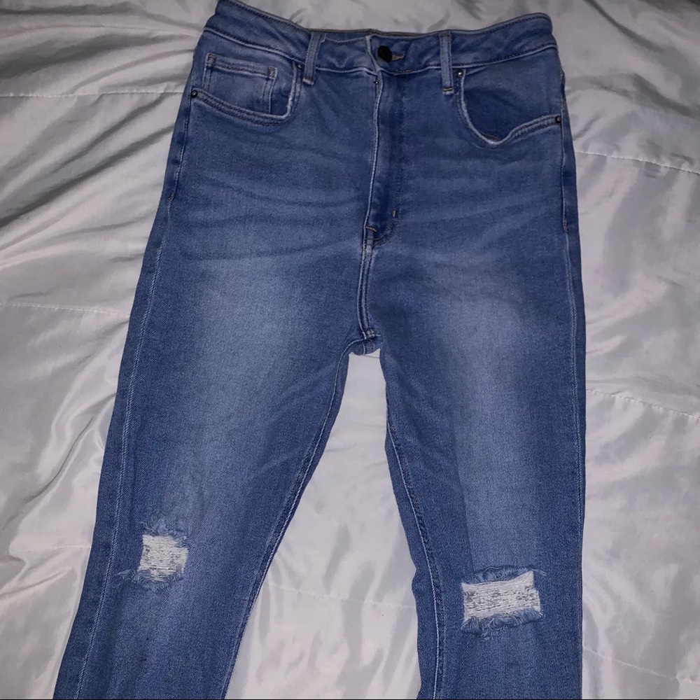 Forever 21 light blue ripped jeans